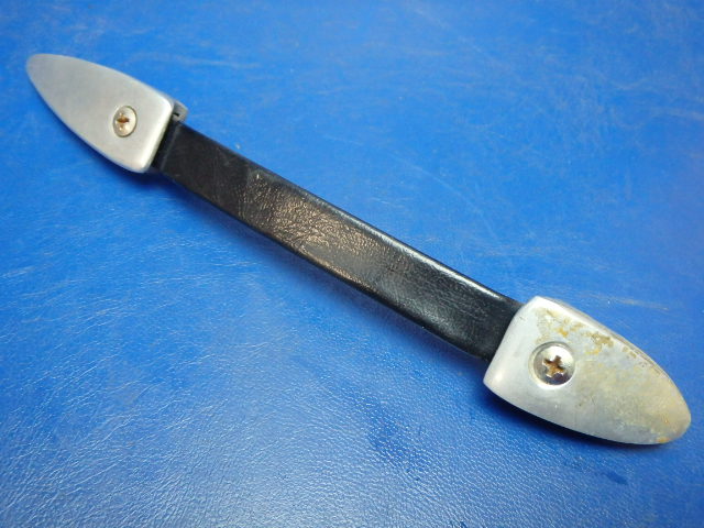 1200545-4 Cessna - Handle-Door Pull
